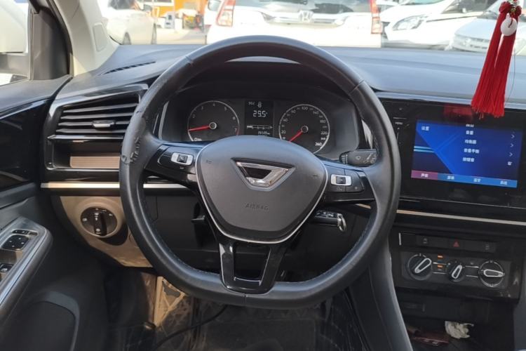 Used Jetta VS5 2019 280TSI Manual Entry-Level Model Steering Wheel