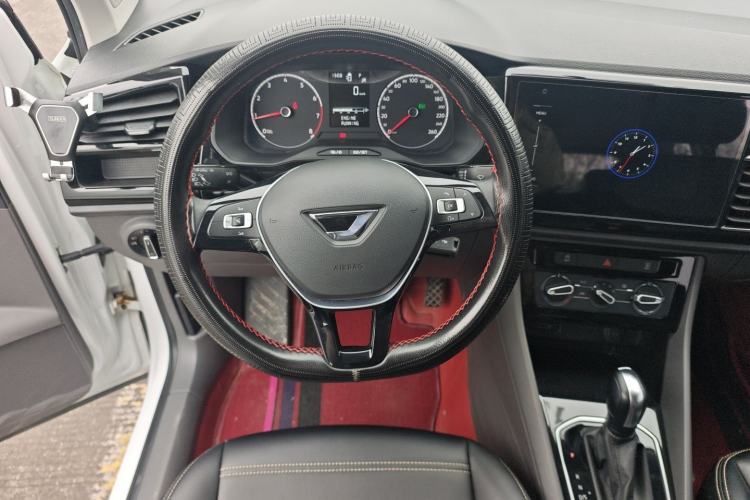 Used Jetta VS5 2019 280TSI Automatic Trend Model Steering Wheel