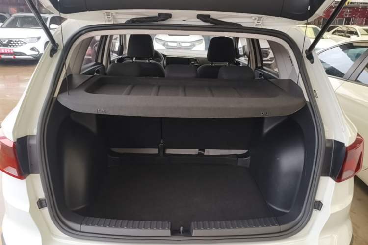 Used Jetta VS5 2019 280TSI Manual Entry-Level Model Trunk