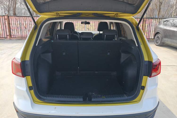 Used Jetta VS5 2019 280TSI Automatic Glory Edition Trunk