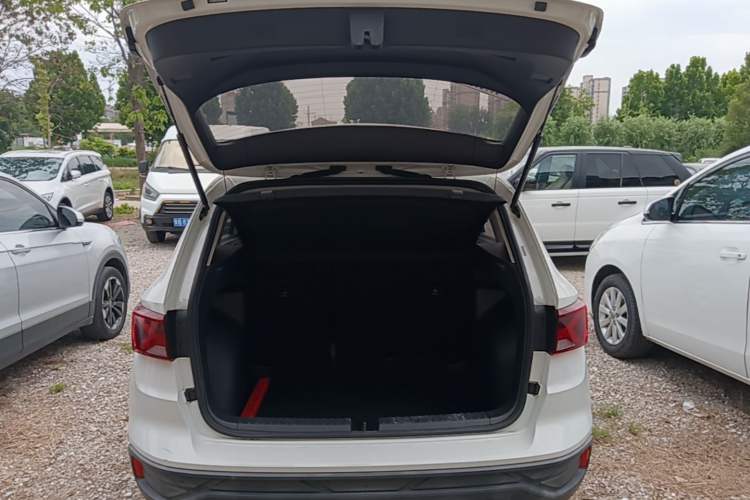 Used Jetta VS5 2019 280TSI Automatic Enjoyment Model Trunk