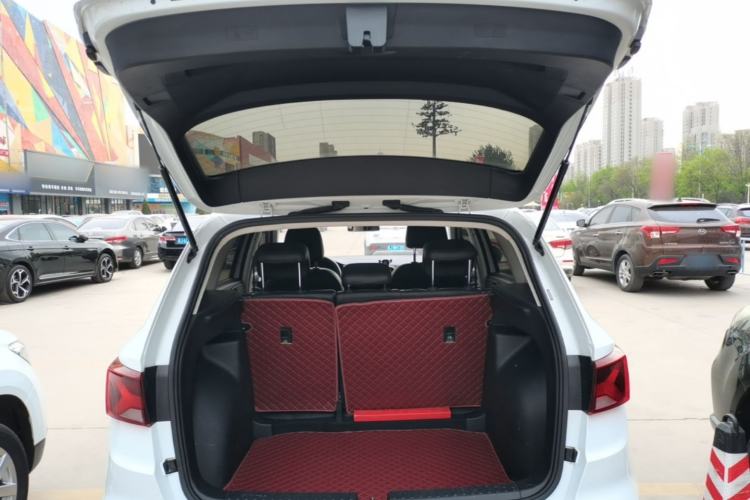 Used Jetta VS5 2019 280TSI Automatic Trend Model Trunk
