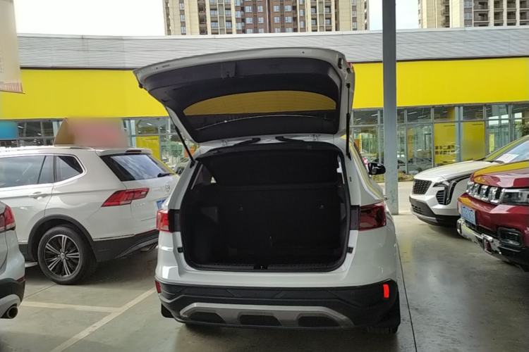 Used Jetta VS5 2019 280TSI Automatic Glory Edition Trunk