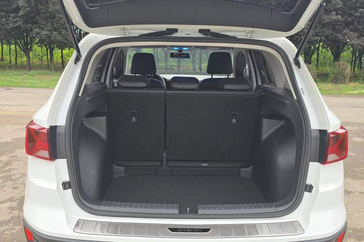 Used Jetta VS5 2019 280TSI Automatic Enjoyment Model Trunk