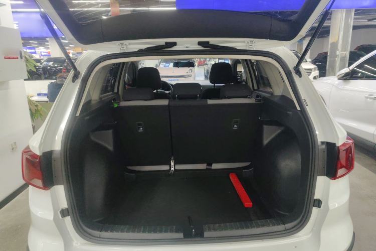 Used Jetta VS5 2019 280TSI Automatic Trend Model Trunk