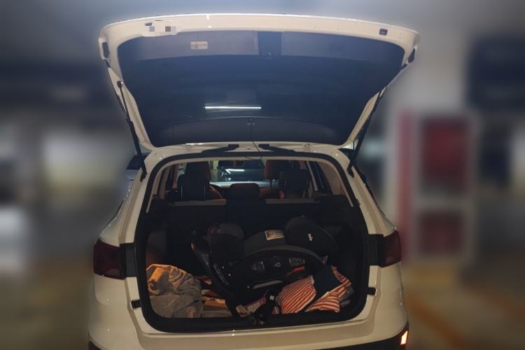 Used Jetta VS5 2019 280TSI Automatic Trend Model Trunk