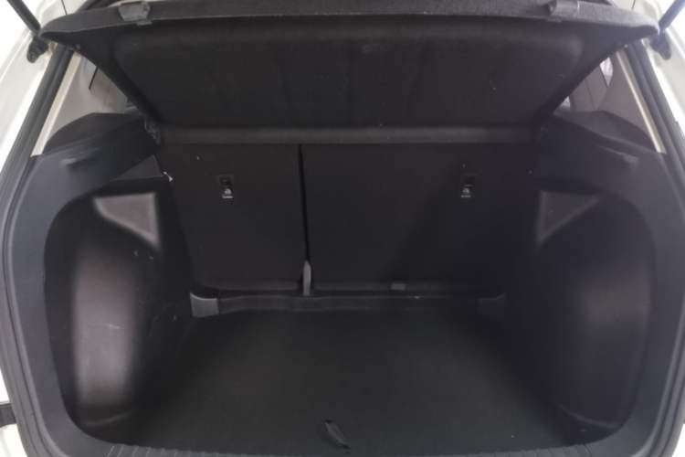 Used Jetta VS5 2019 280TSI Automatic Enjoyment Model Trunk
