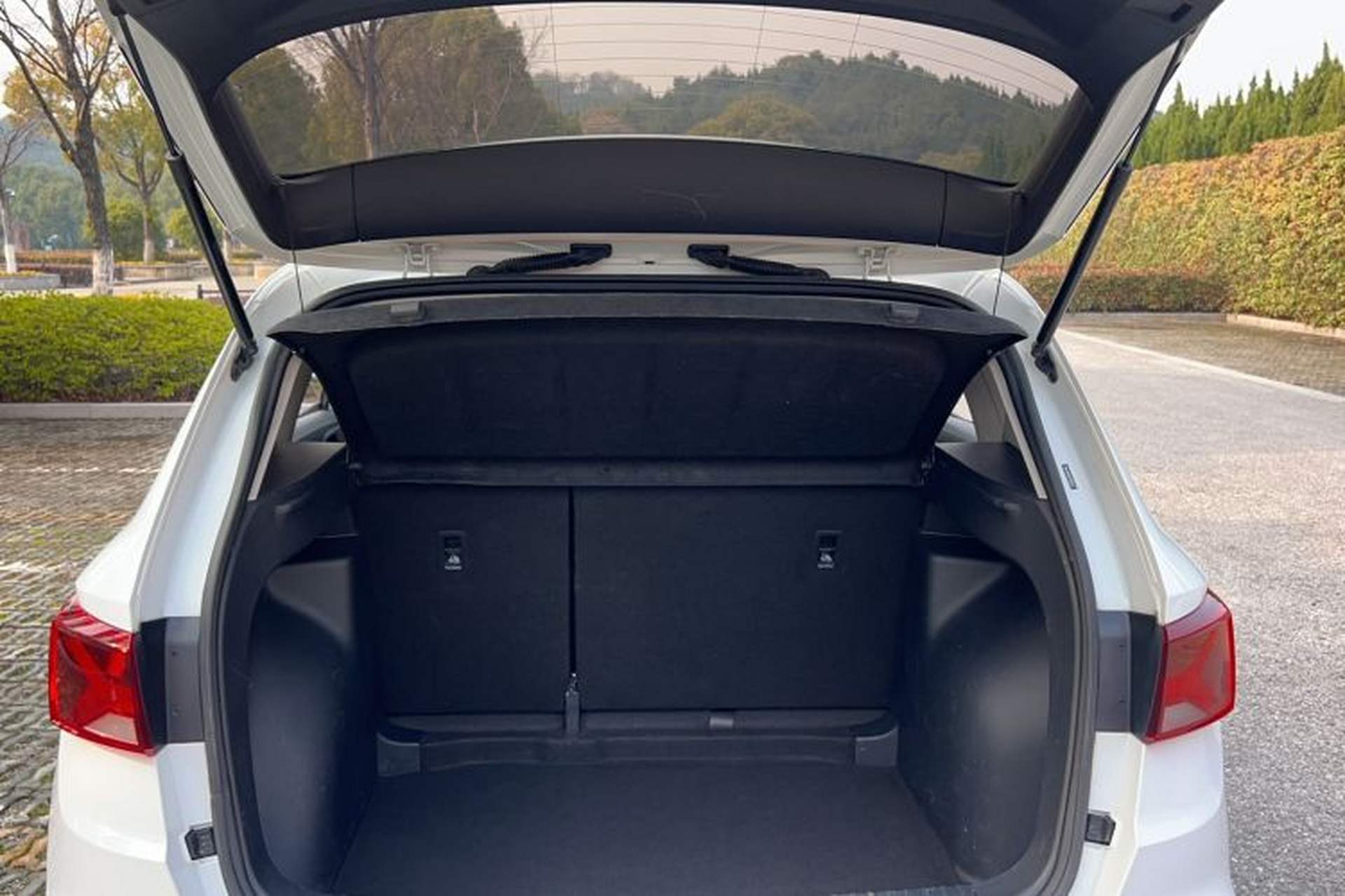 Used Jetta VS5 2019 280TSI Automatic Enjoyment Model Trunk