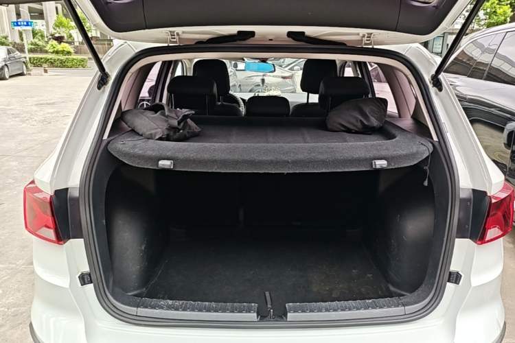 Used Jetta VS5 2019 280TSI Automatic Glory Edition Trunk