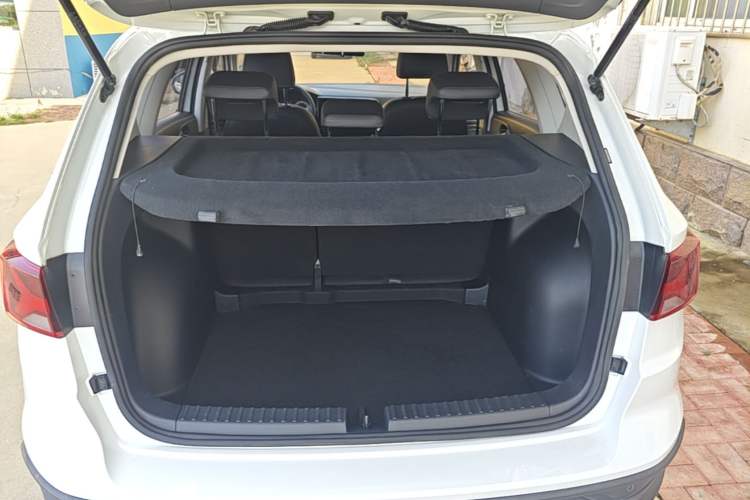 Used Jetta VS5 2019 280TSI Automatic Enjoyment Model Trunk