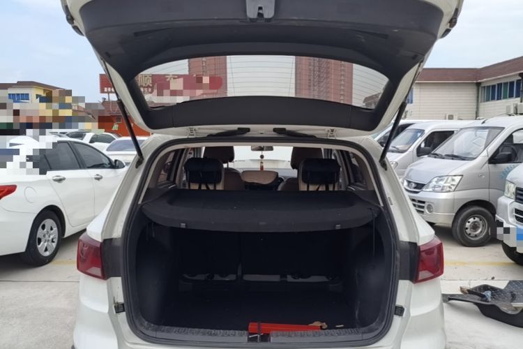 Used Jetta VS5 2019 280TSI Manual Entry-Level Model Trunk