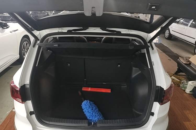 Used Jetta VS5 2019 280TSI Manual Enjoyment Model Trunk