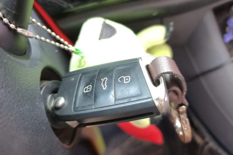 Used Jetta VS5 2019 280TSI Automatic Trend Model Vehicle Key