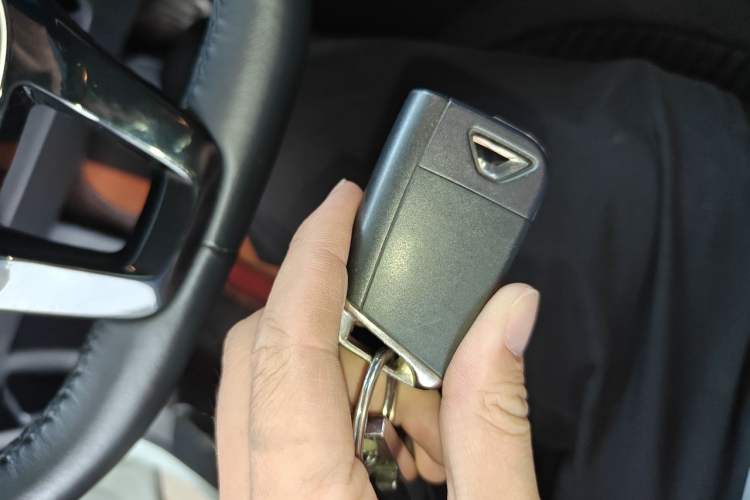 Used Jetta VS5 2019 280TSI Automatic Enjoyment Model Vehicle Key