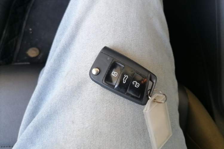 Used Jetta VS5 2019 280TSI Automatic Enjoyment Model Vehicle Key