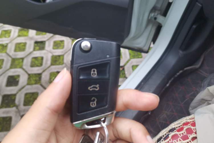 Used Jetta VS5 2019 280TSI Automatic Trend Model Vehicle Key