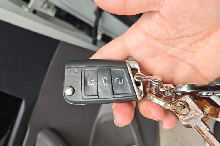 Used Jetta VS5 2019 280TSI Automatic Glory Edition Vehicle Key