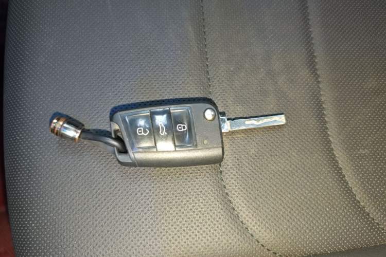 Used Jetta VS5 2019 280TSI Automatic Enjoyment Model Vehicle Key