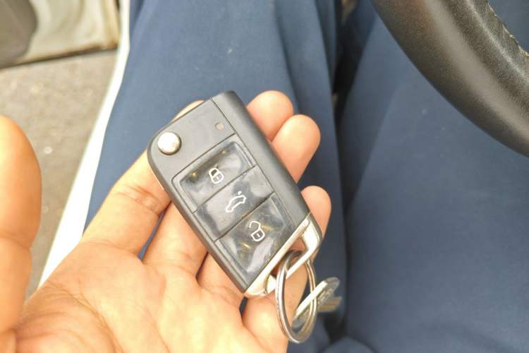 Used Jetta VS5 2019 280TSI Automatic Enjoyment Model Vehicle Key