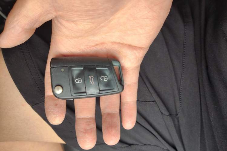 Used Jetta VS5 2019 280TSI Automatic Enjoyment Model Vehicle Key