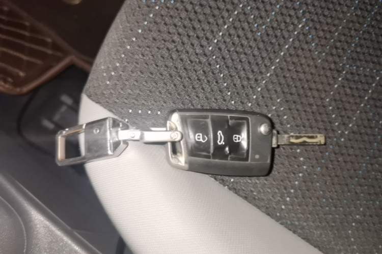Used Jetta VS5 2019 280TSI Automatic Trend Model Vehicle Key