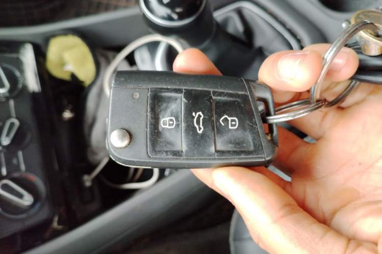 Used Jetta VS5 2019 280TSI Manual Enjoyment Model Vehicle Key
