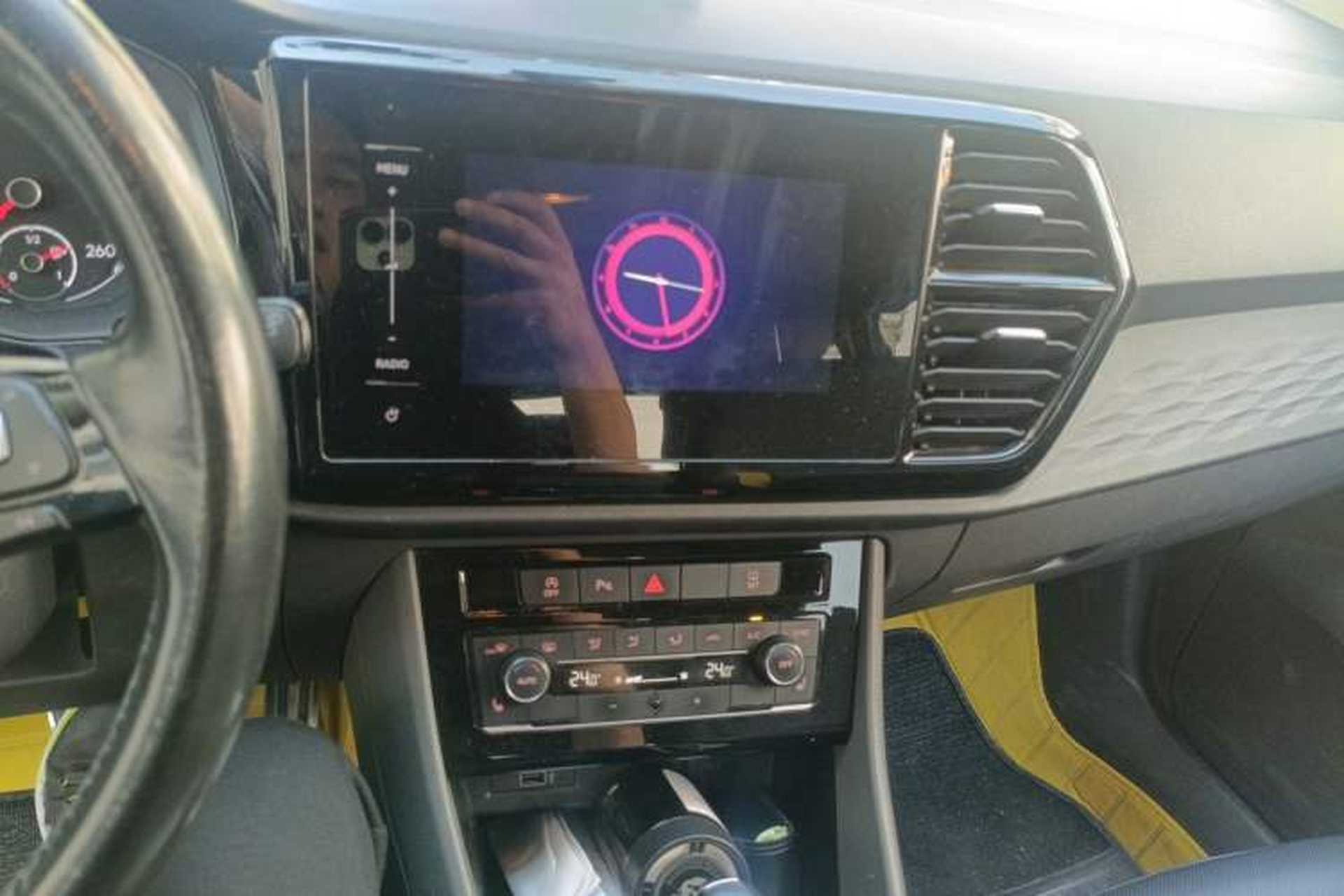 Used Jetta VS5 2019 280TSI Automatic Glory Edition Audio And AC Panel