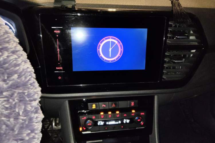 Used Jetta VS5 2019 280TSI Automatic Glory Edition Audio And AC Panel