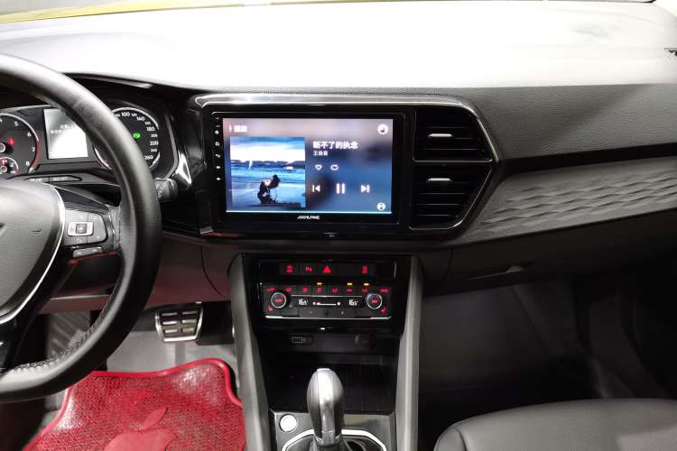 Used Jetta VS5 2019 280TSI Automatic Glory Edition Audio And AC Panel