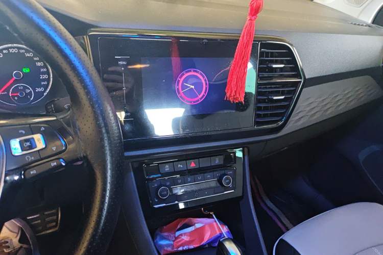 Used Jetta VS5 2019 280TSI Automatic Glory Edition Audio And AC Panel