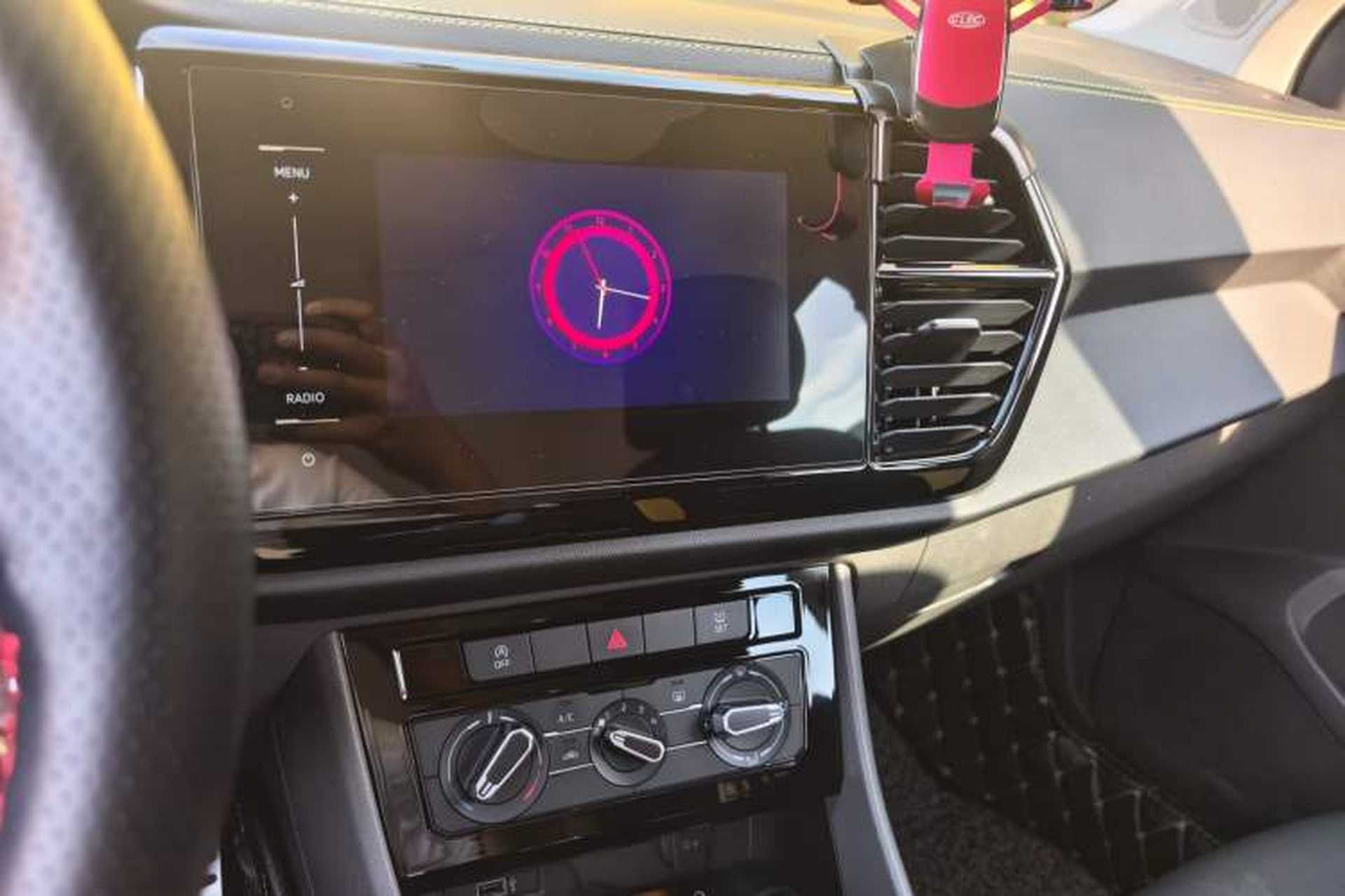 Used Jetta VS5 2019 280TSI Automatic Trend Model Audio And AC Panel