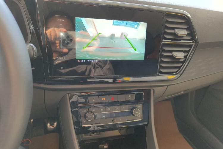 Used Jetta VS5 2019 280TSI Automatic Glory Edition Audio And AC Panel
