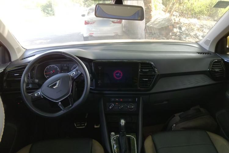 Used Jetta VS5 2019 280TSI Automatic Enjoyment Model Center Console