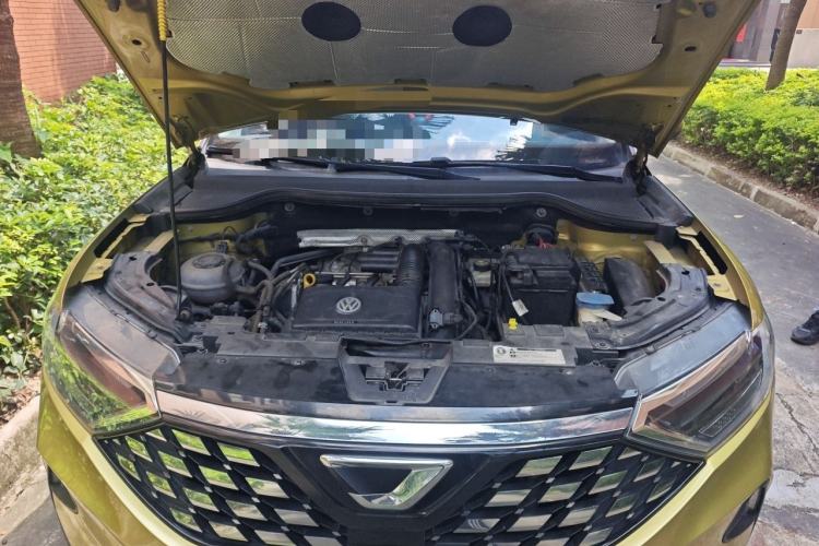 Used Jetta VS5 2019 280TSI Automatic Glory Edition Engine Bay