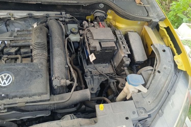 Used Jetta VS5 2019 280TSI Automatic Glory Edition Engine Bay Left