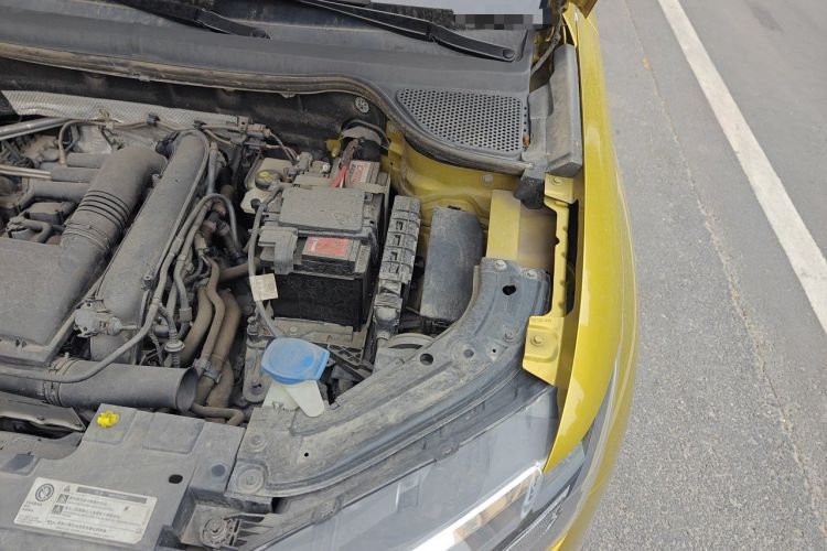 Used Jetta VS5 2019 280TSI Automatic Glory Edition Engine Bay Left