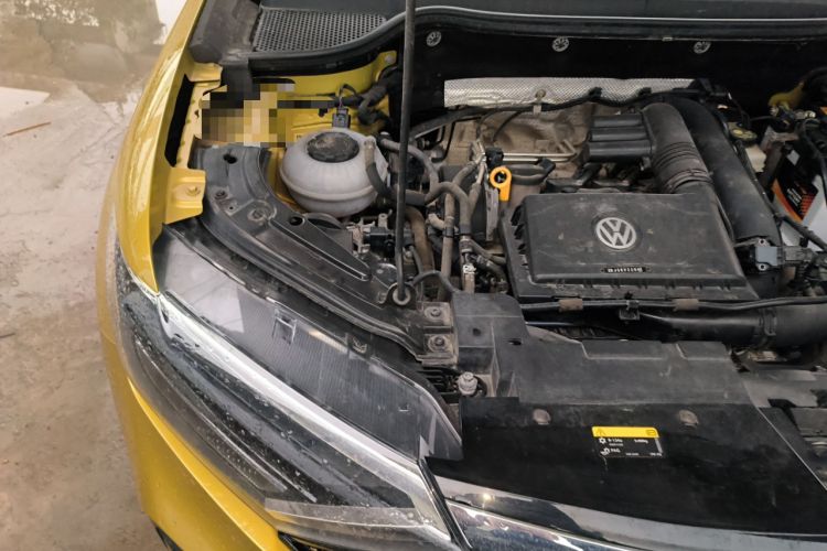 Used Jetta VS5 2019 280TSI Automatic Glory Edition Engine Bay Right