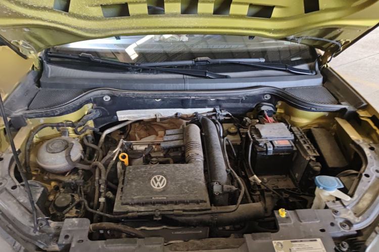 Used Jetta VS5 2019 280TSI Automatic Glory Edition Engine Bay