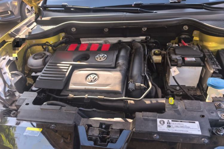Used Jetta VS5 2019 280TSI Automatic Trend Model Engine Bay