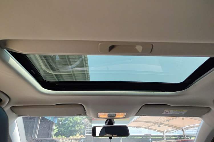 Used Jetta VS5 2019 280TSI Automatic Glory Edition Headliner