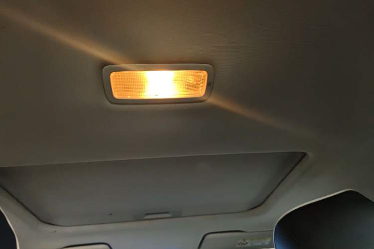 Used Jetta VS5 2019 280TSI Automatic Glory Edition Headliner