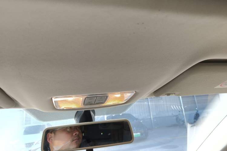 Used Jetta VS5 2019 280TSI Automatic Glory Edition Headliner