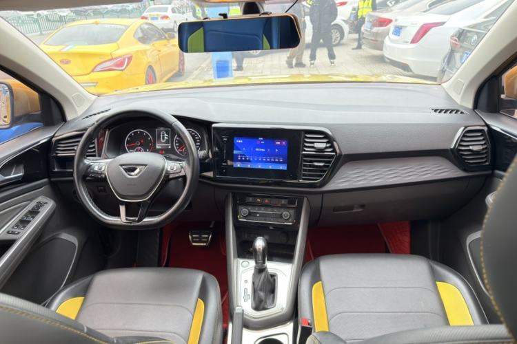 Used Jetta VS5 2019 280TSI Automatic Glory Edition Interior 2