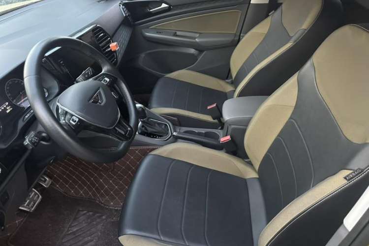 Used Jetta VS5 2019 280TSI Automatic Enjoyment Model Interior 2