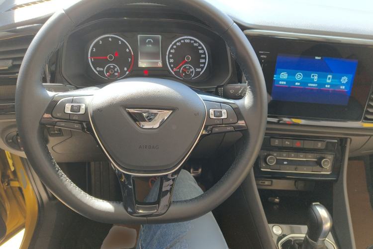 Used Jetta VS5 2019 280TSI Automatic Glory Edition Interior 2