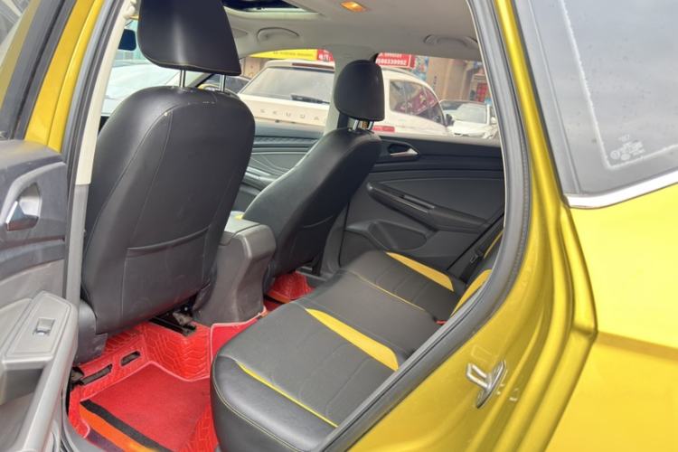 Used Jetta VS5 2019 280TSI Automatic Glory Edition Interior 4