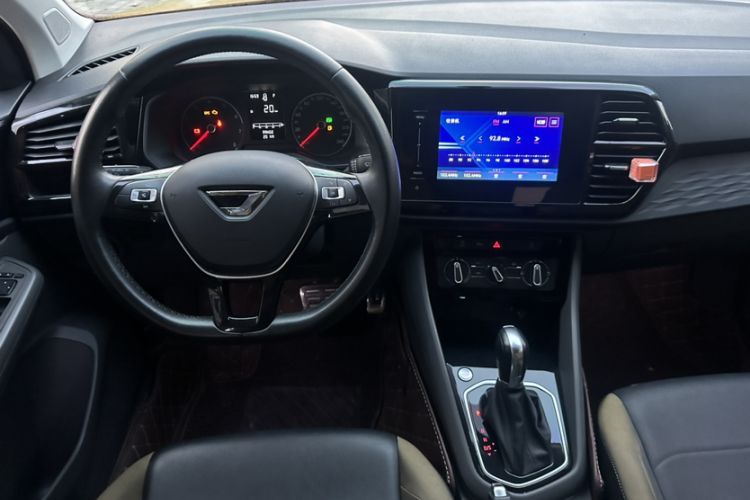 Used Jetta VS5 2019 280TSI Automatic Enjoyment Model Interior 4