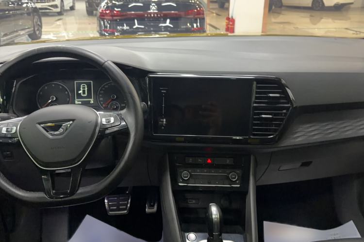 Used Jetta VS5 2019 280TSI Automatic Glory Edition Interior 4