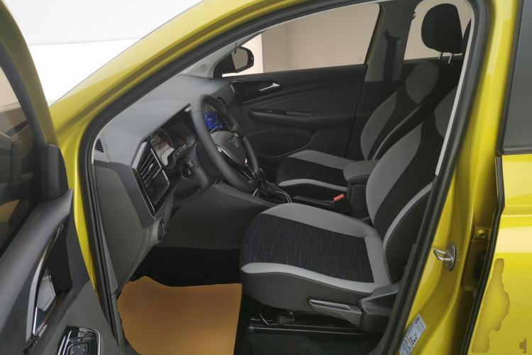 Used Jetta VS5 2019 280TSI Automatic Trend Model Left Front Seat