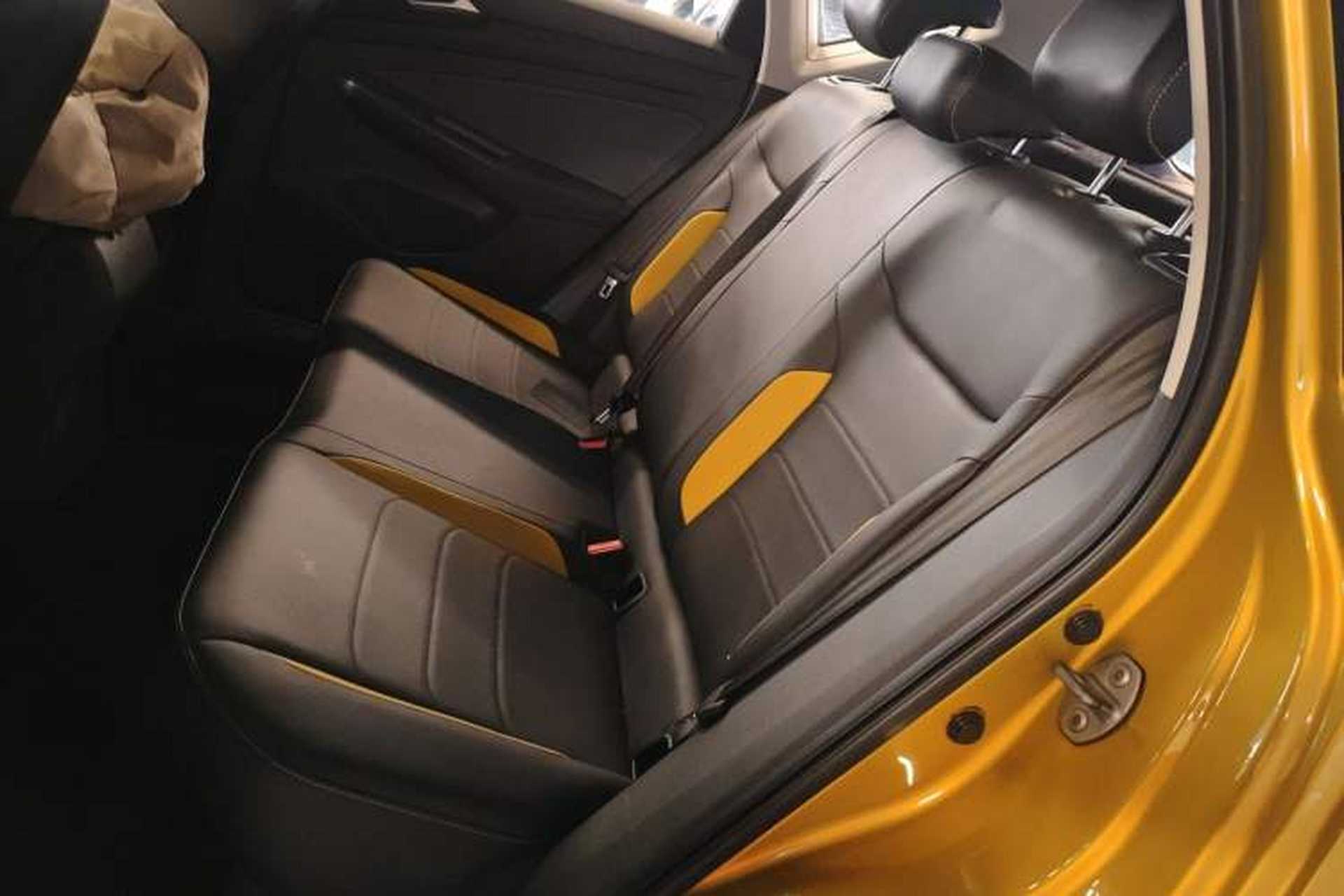 Used Jetta VS5 2019 280TSI Automatic Glory Edition Left Rear Seat